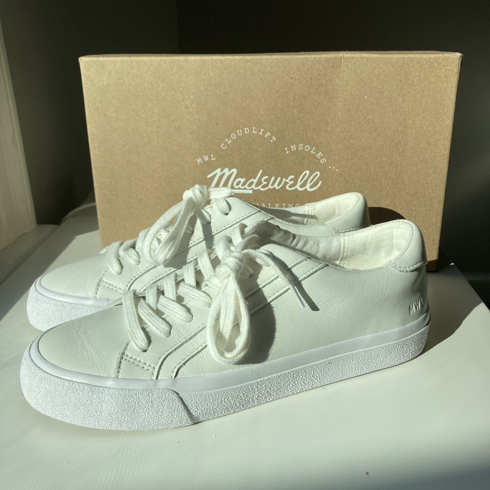 Madewell Sidewalk Low-Top Sneakers in Leather